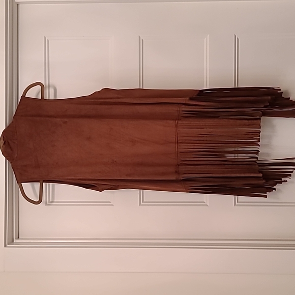 Fringe vest - Picture 3 of 3